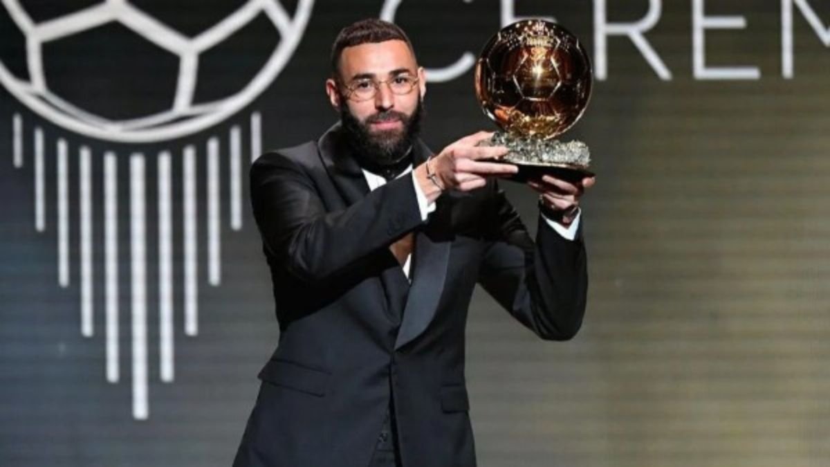 Karim Benzema remporte le Ballon d’Or 2022 ; retour sur le parcours de ...