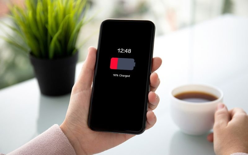 Les 7 raisons pour lesquelles la batterie de votre téléphone se